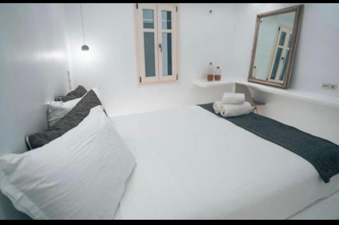 Markamar Loutraki  Luaran gambar