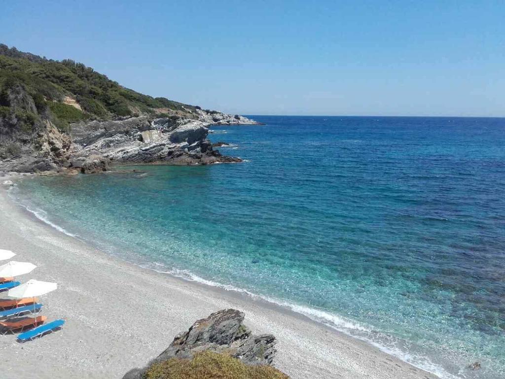 Markamar Loutraki  Luaran gambar