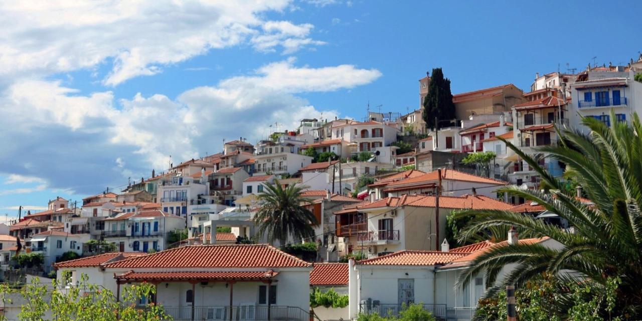 Markamar Loutraki  Luaran gambar